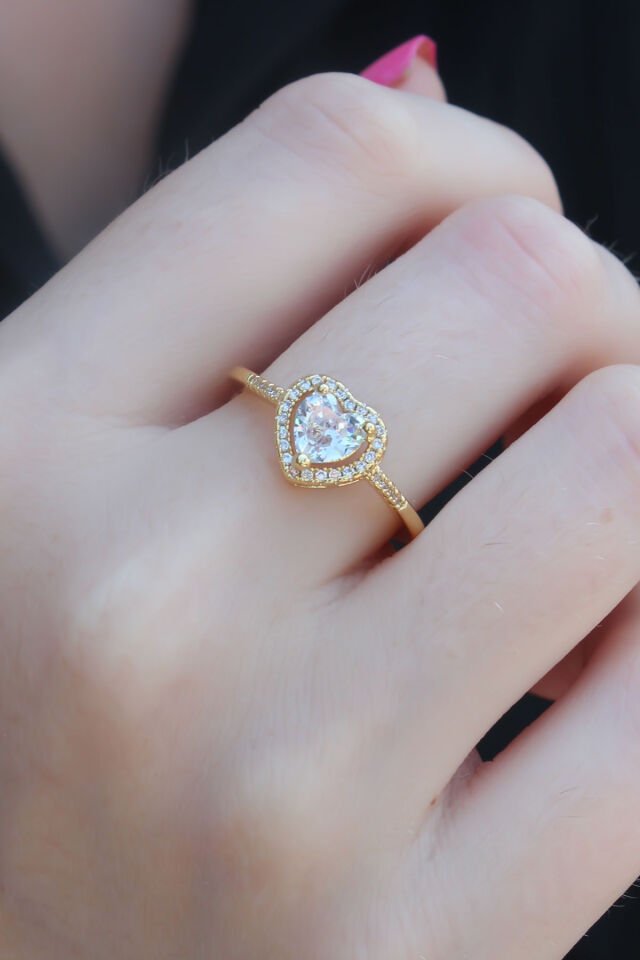 Gold Renk Zirkon Taşlı Kalp Model Charm Pirinç Kadın Yüzük - Lisinya