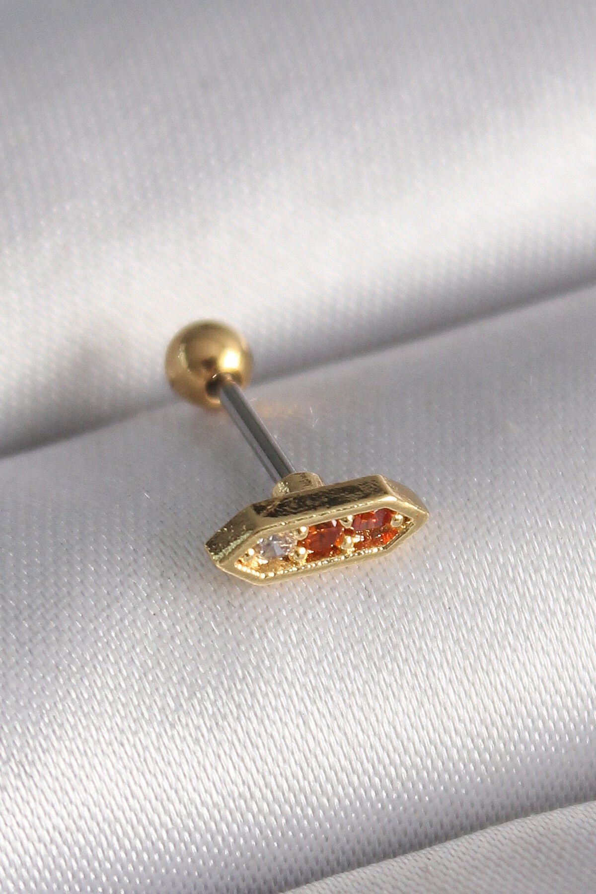 316L Çelik Gold Renk Turuncu Zirkon Taşlı Tragus Piercing - Lisinya