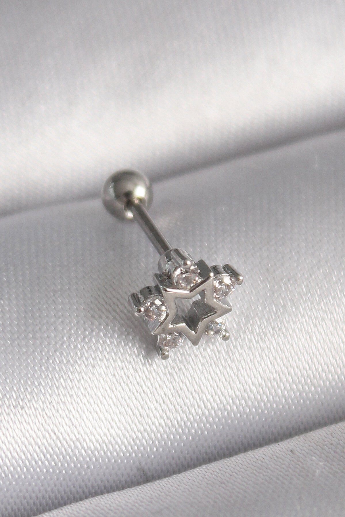 316L Çelik Gümüş Renk Zirkon Taşlı Yıldız Model Tragus Piercing - Lisinya