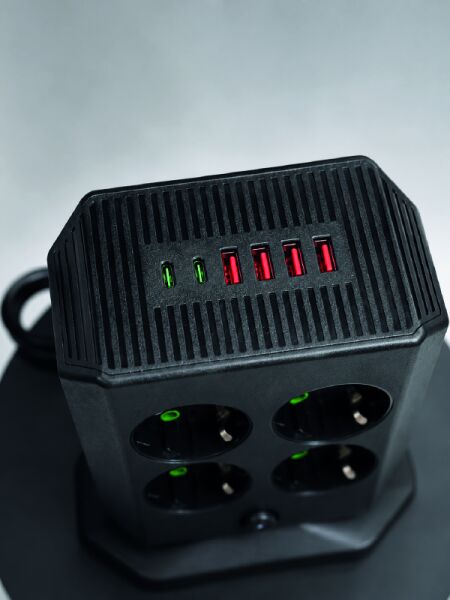 8'li Dikey Çoklu Priz 4 USB 2 Type-C Akım Korumalı Anahtarlı Priz - Lisinya