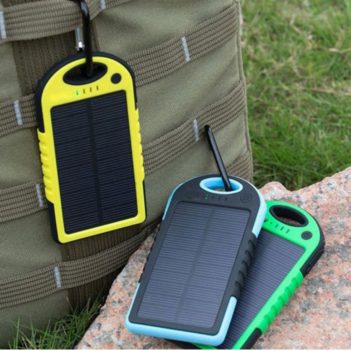 YamanHobi LED Fenerli Güneş Enerjili Powerbank Siyah