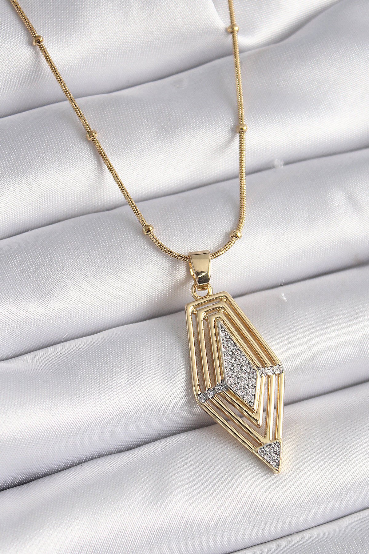 316L Çelik Gold Renk Zirkon Taşlı Vintage Model Kadın Kolye - Lisinya