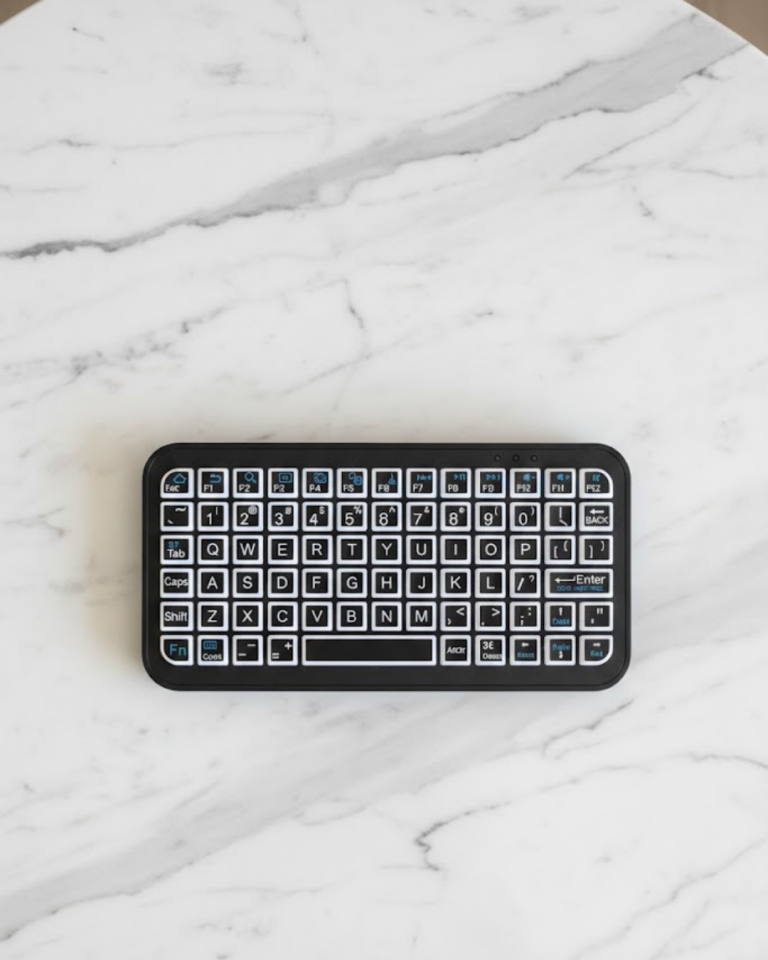 Siyah Kablosuz Mini RGB Işıklı Klavye Bluetooth 5.2 İnce Tasarım - Lisinya