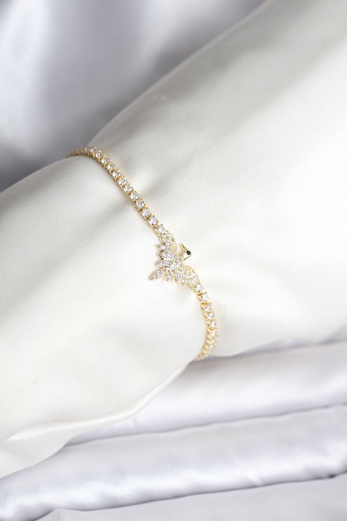 Anka Kuşu Model Zirkon Taşlı Gold Renk Pirinç Su Yolu Kadın Bileklik - Lisinya
