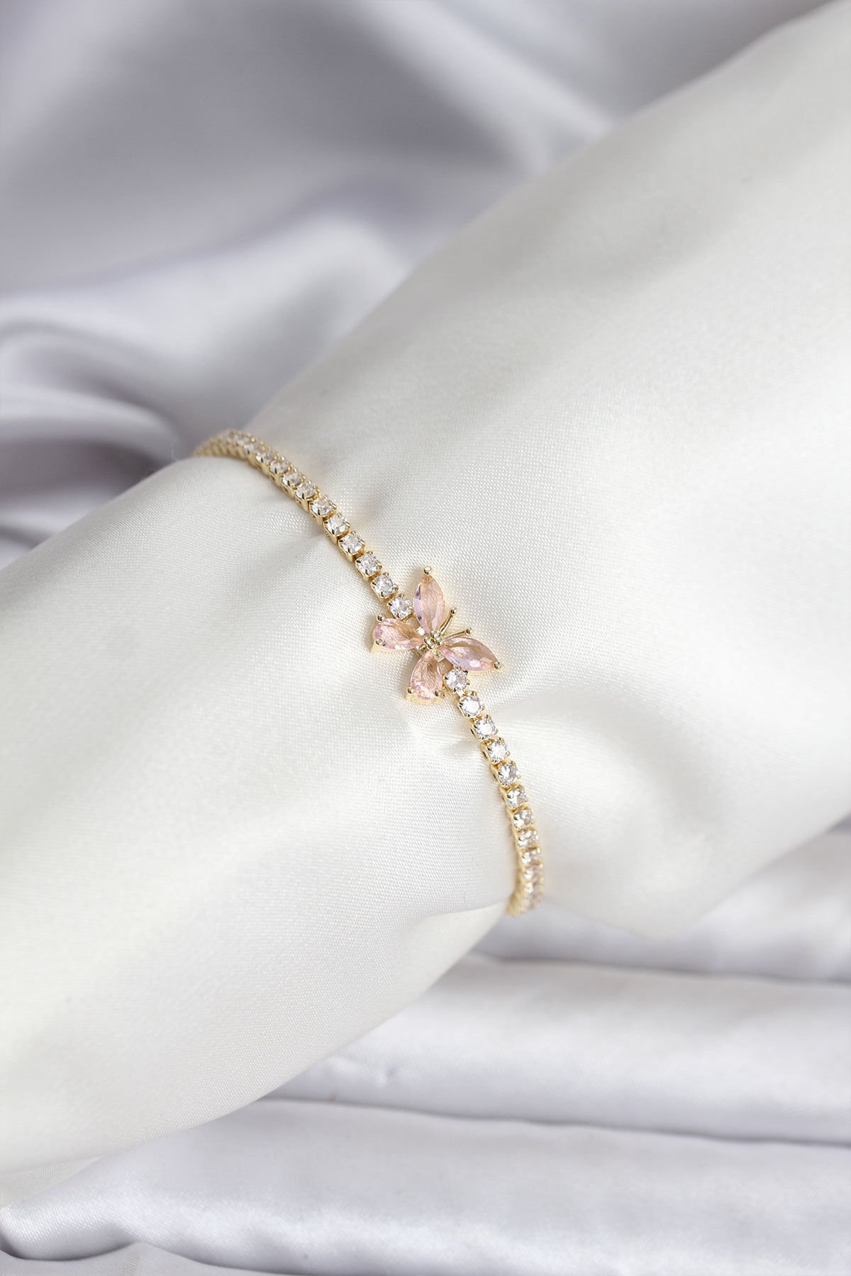 Kelebek Model Zirkon Taşlı Gold Renk Pirinç Su Yolu Kadın Bileklik - Lisinya