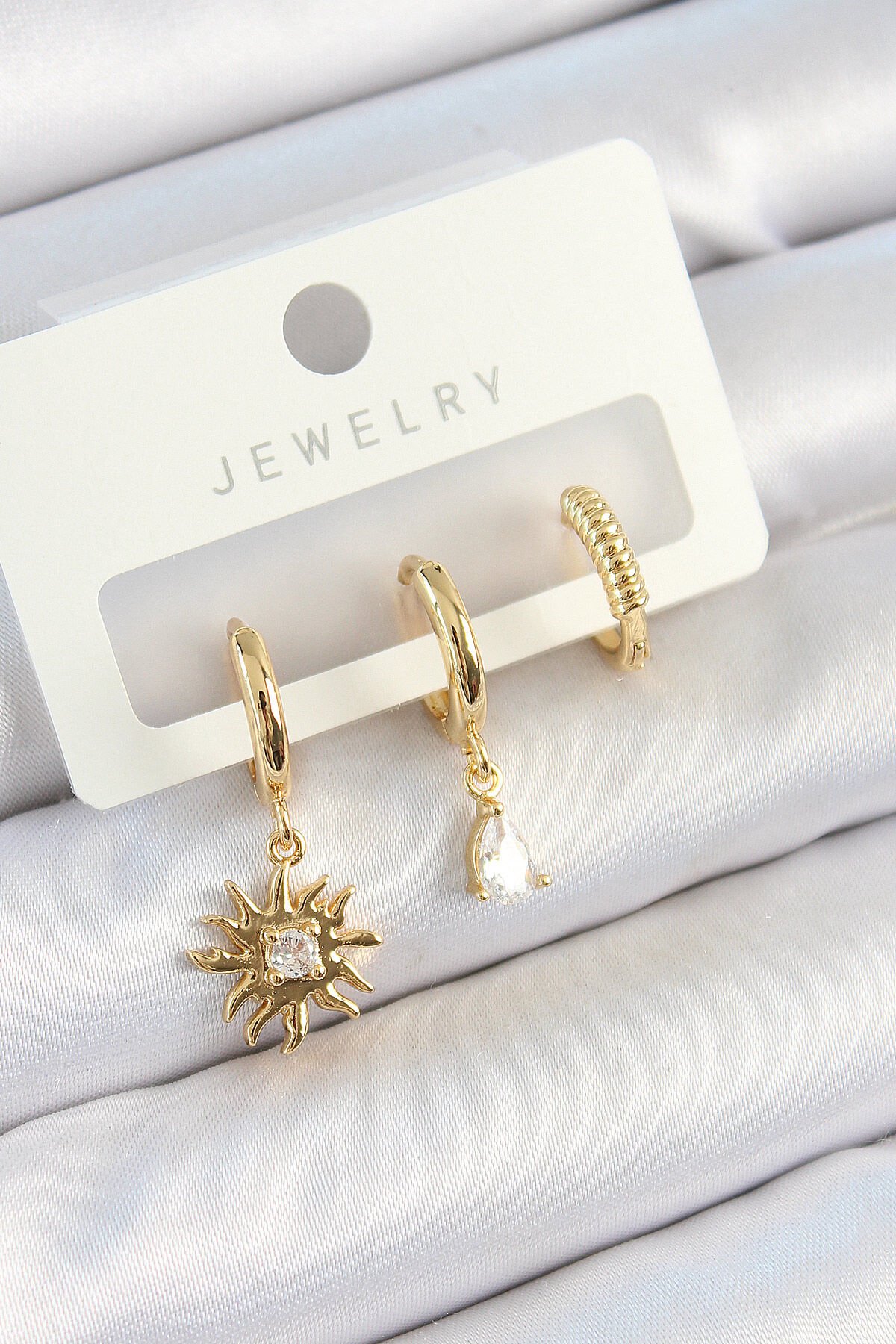 Pirinç Zirkon Taşlı Güneş Model Gold Renk 3'lü Çift Kadın Küpe Set - Lisinya
