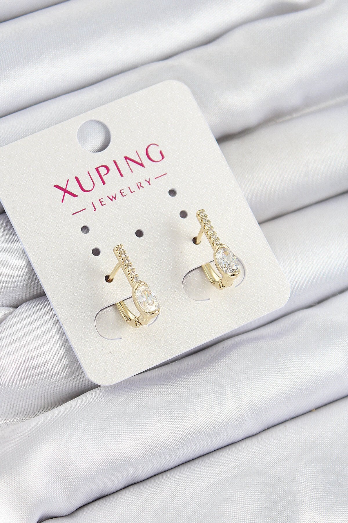 Xuping Zirkon Taşlı I Model Gold Renk Kadın Küpe - Lisinya