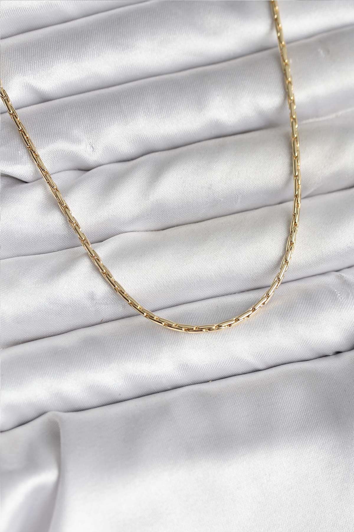14K Gold Renk Kaplama İnce Zincir Model CM Kadın Kolye - Lisinya