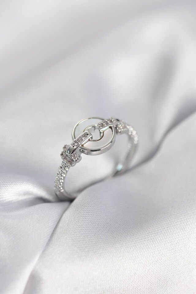 Gümüş Renk Daire Form Sedef ve Zirkon Taşlı Kadın Yüzük - Lisinya