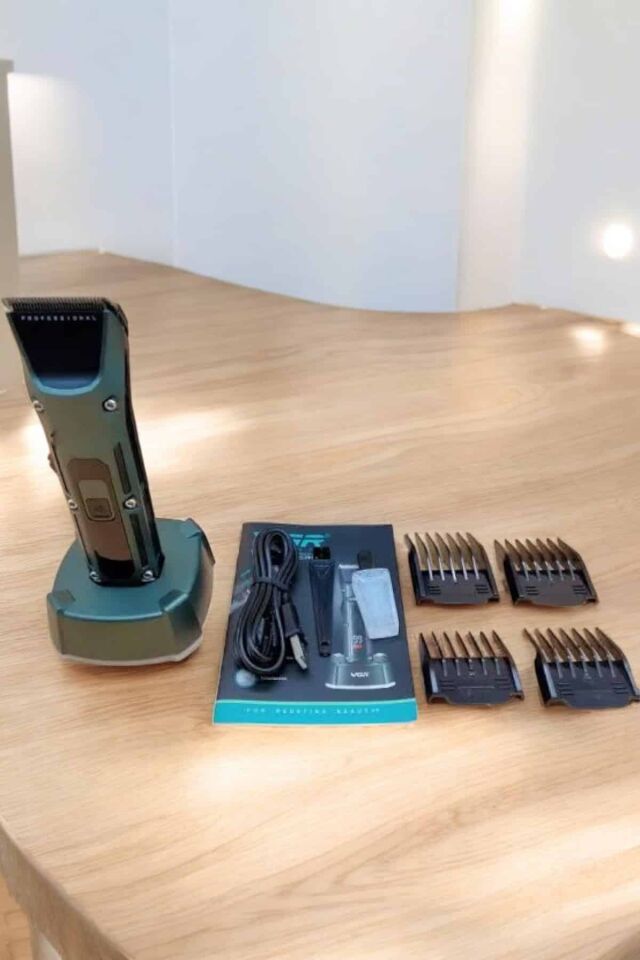 Tıraş Makinesi Dijital Göstergeli Turbo Motor Paslanmaz Çelik - Lisinya