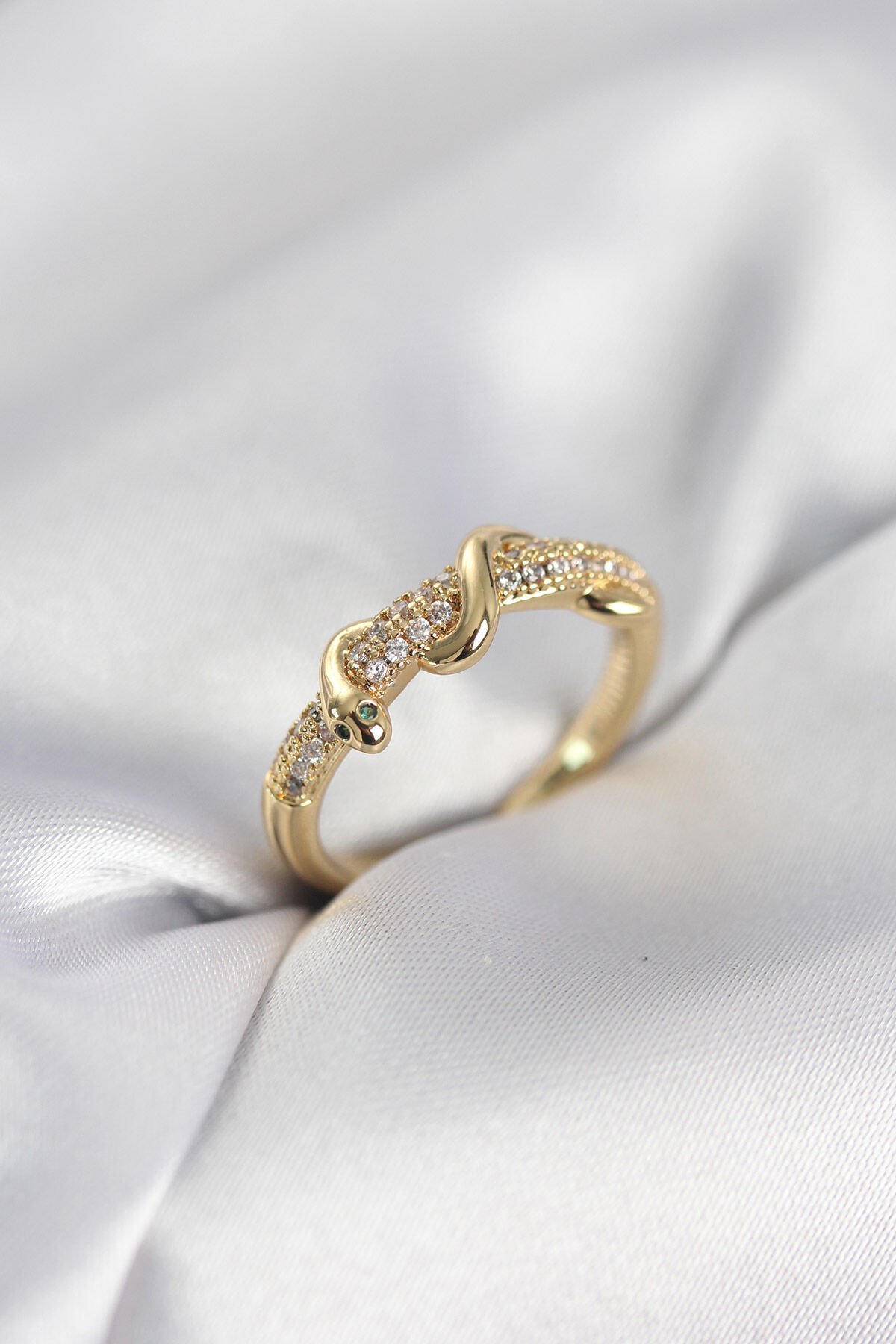Gold Renk Zirkon Taşlı Sarmal Yılan Model Kadın Yüzük - Lisinya