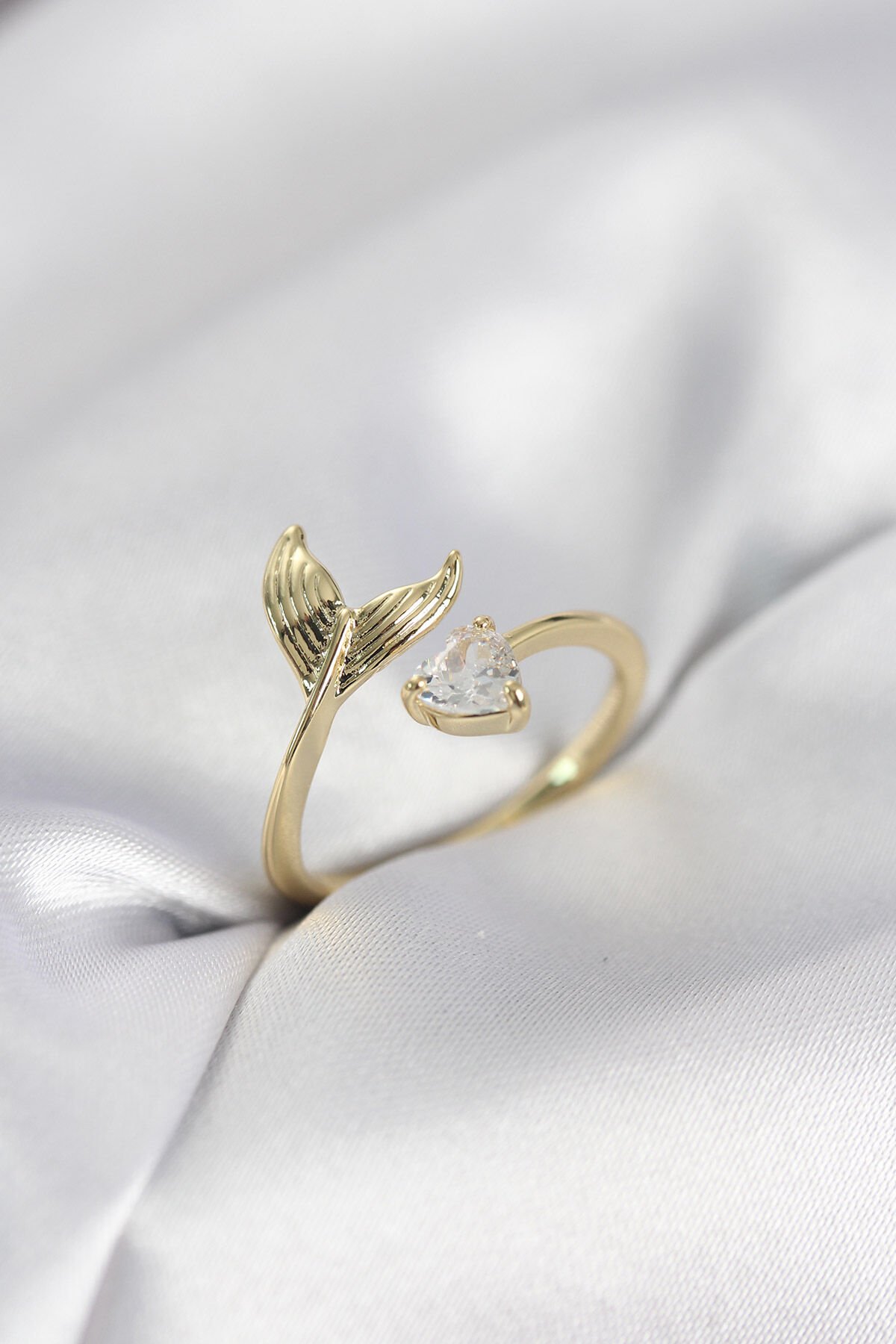 Balık Kuyruğu Model Gold Renk Zirkon Taşlı Kadın Yüzük - Lisinya