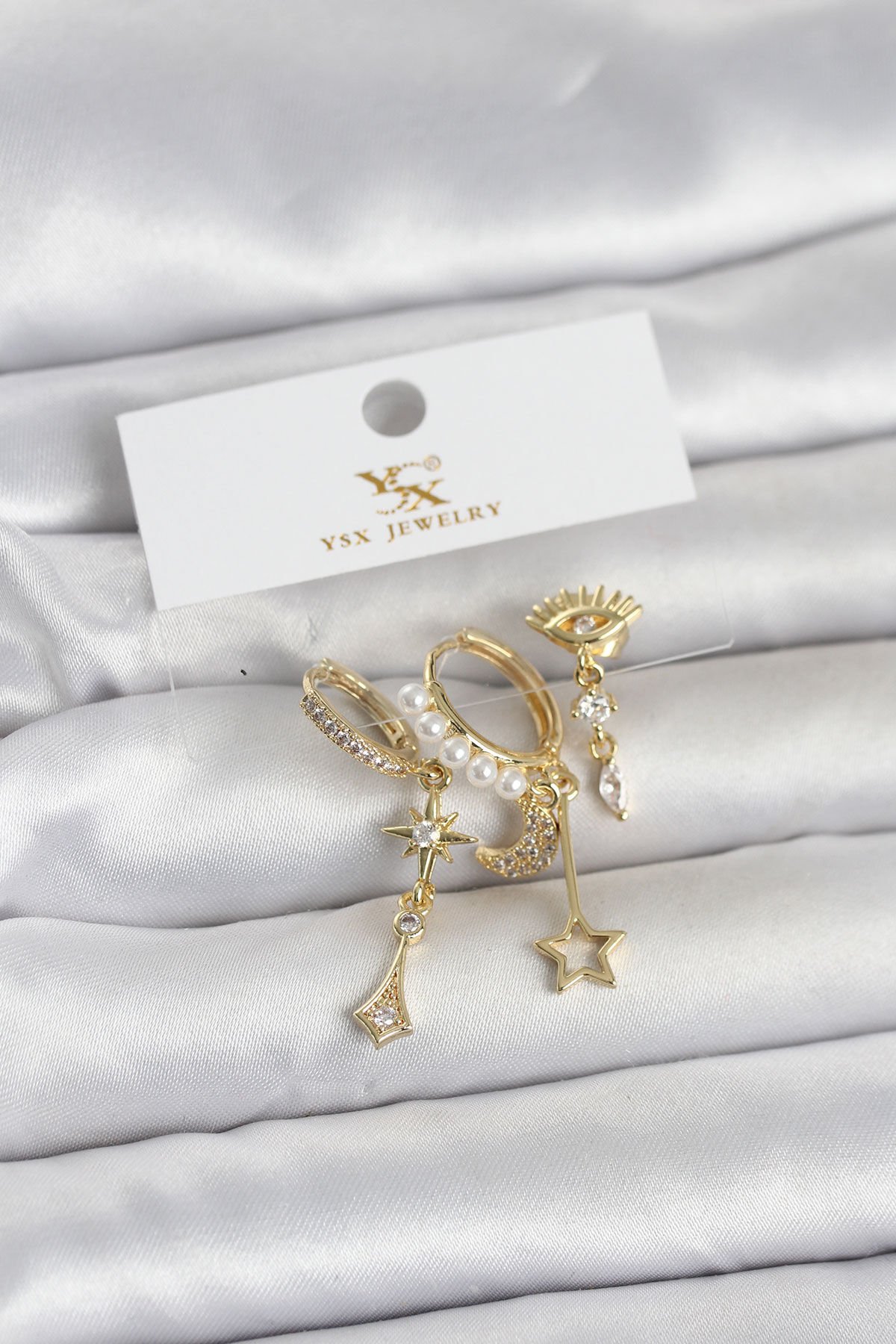 Pirinç Gold Renk Zirkon Taşlı Gece Temalı 3'lü Kadın Küpe - Lisinya
