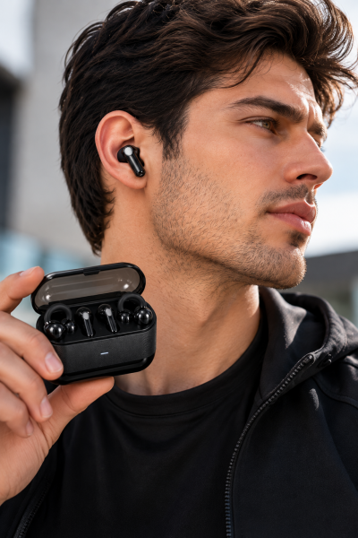 4 Kulaklıklı Kablosuz Bluetooth Kulaklık Klipsli ve Kulak İçi Kullanım 2’si 1 Arada Hi Fi Yüksek Ses Kalitesi Dokunmatik Kontrol Şarj Kutusu Siyah