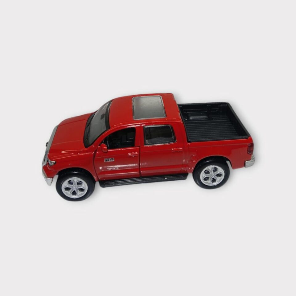 Çek Bırak Metal Araba Sesli Işıklı - Kırmızı (Lisinya)