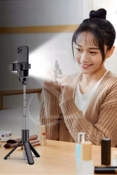 Led Işıklı Selfie Çubuğu Bluetooth Kumandalı Kablosuz Tripot Selfie Monopod Selfie Stick (Beyaz) ( Lisinya )
