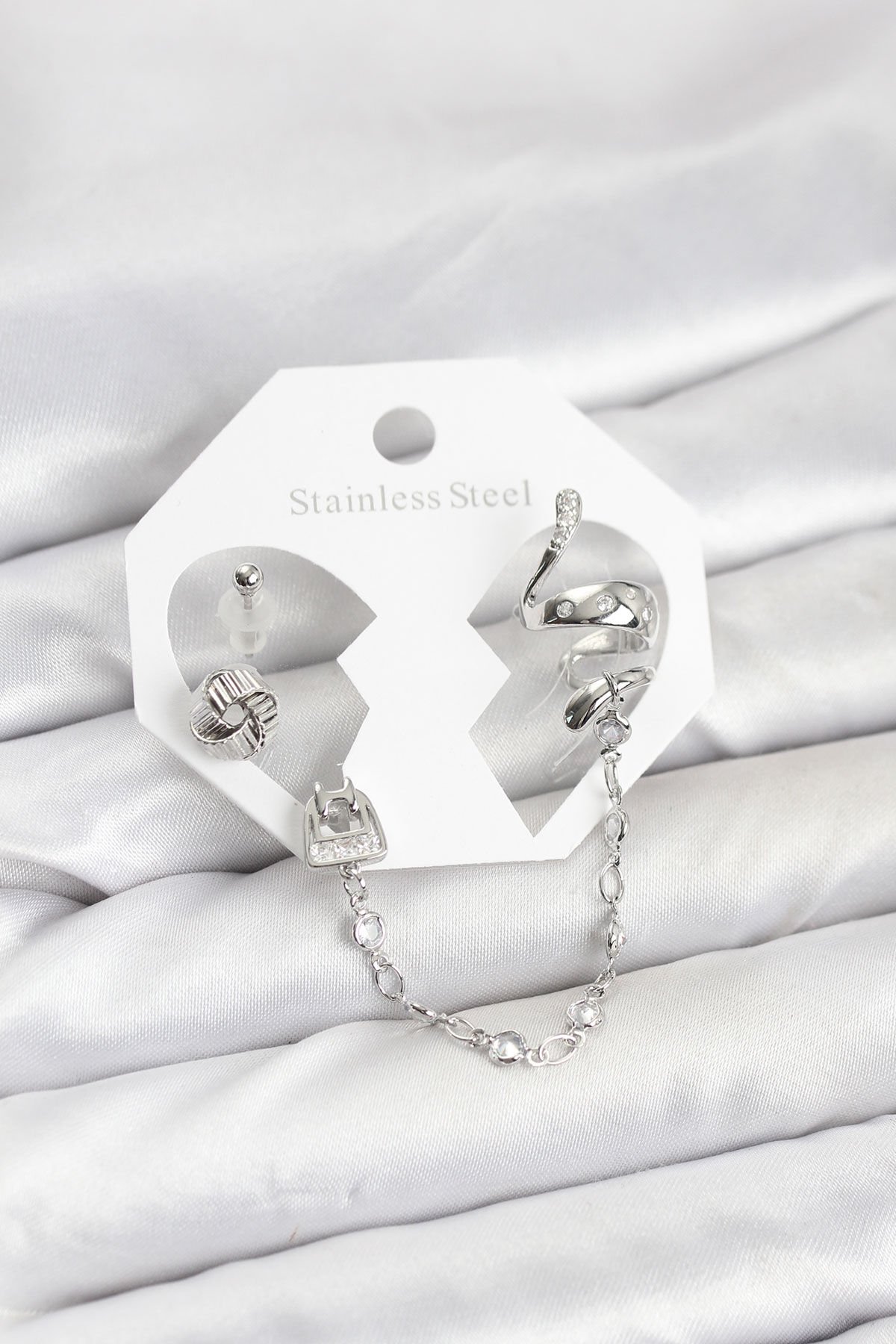 Pirinç Gümüş Renk Yılan Model Zincir Bağlantılı Ear Cuff Küpe Seti - Lisinya