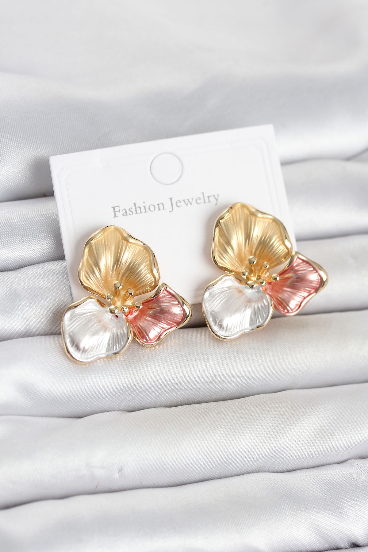 Pirinç Lotus Model Kadın Küpe - Lisinya