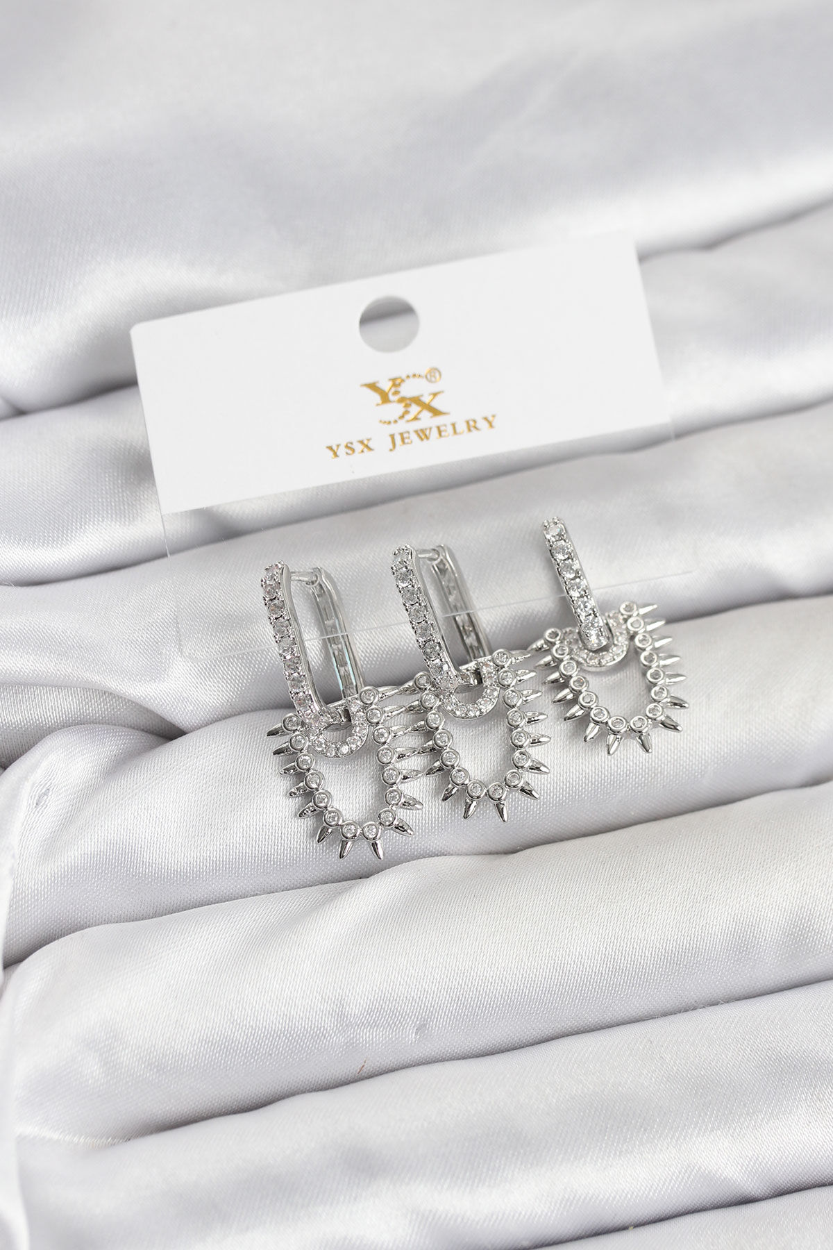 Pirinç Gümüş Renk Zirkon Taşlı Vintage Model YSX Trio Küpe Seti - Lisinya