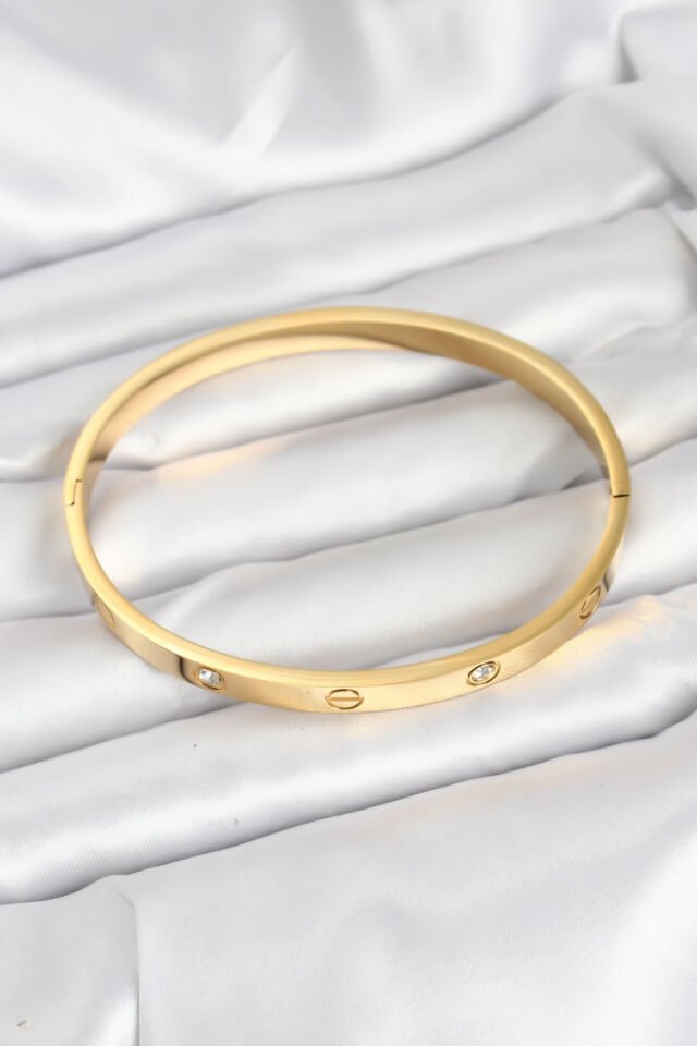 316L Çelik Gold Renk Zirkon Taşlı 65 mm Kadın Kelepçe Bileklik - Lisinya