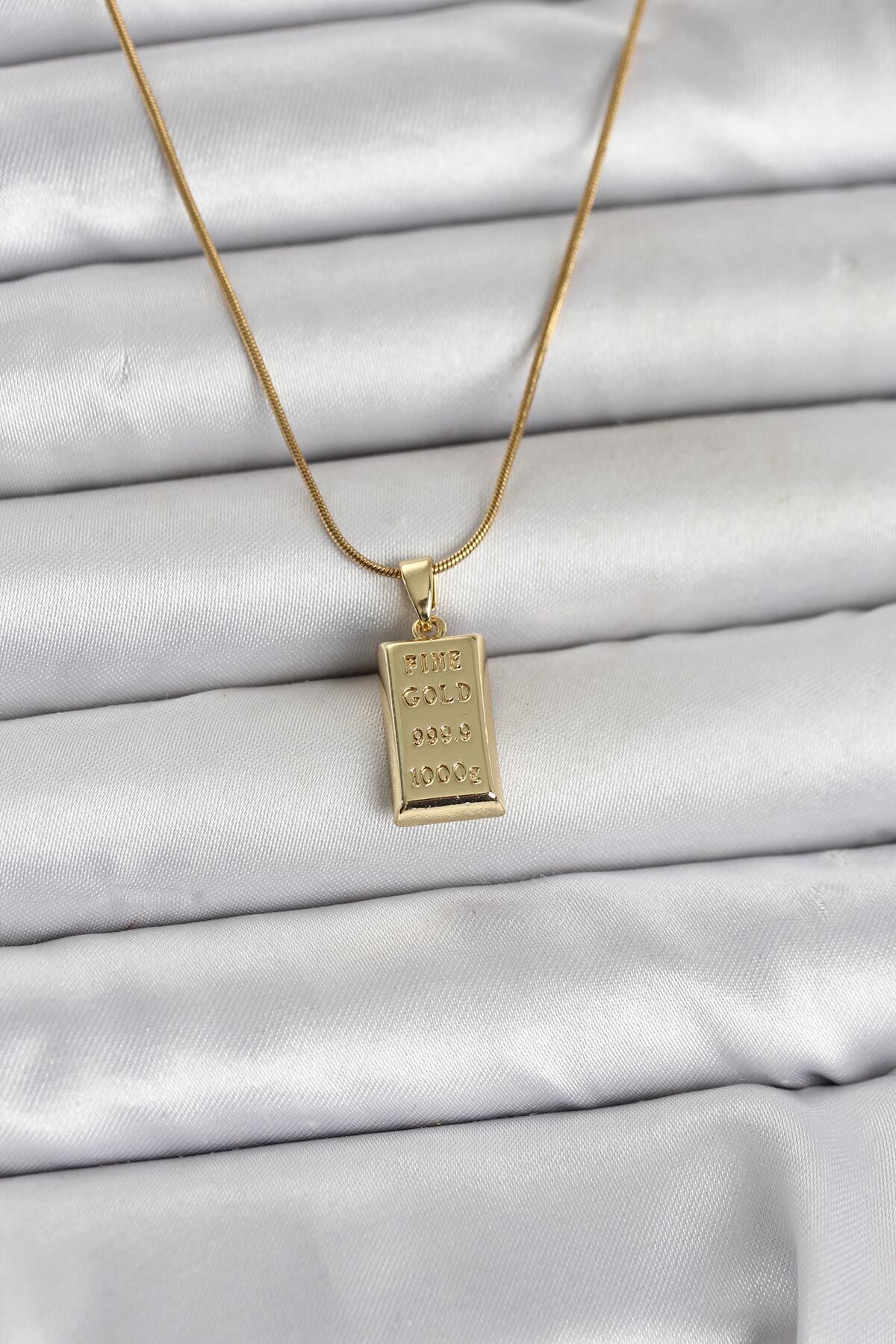 316L Çelik Zincir Gold Renk Külçe Altın Model Kadın Kolye - Lisinya