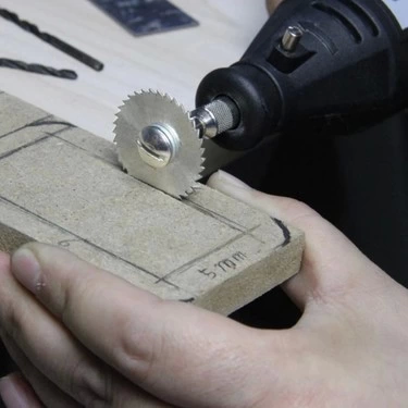 Metal 6 Parça Mini Matkap Ucu Ahşap Kesme Yuvarlak Çelik Bıçak Disk Testere Seti Kiti ( Lisinya )