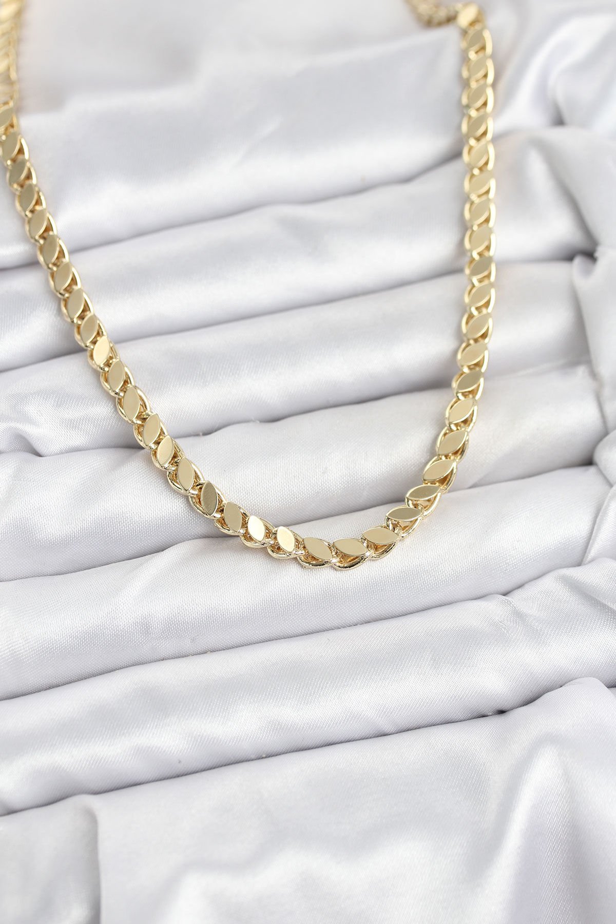 Xuping Gold Renk Arpa Kolye - Lisinya