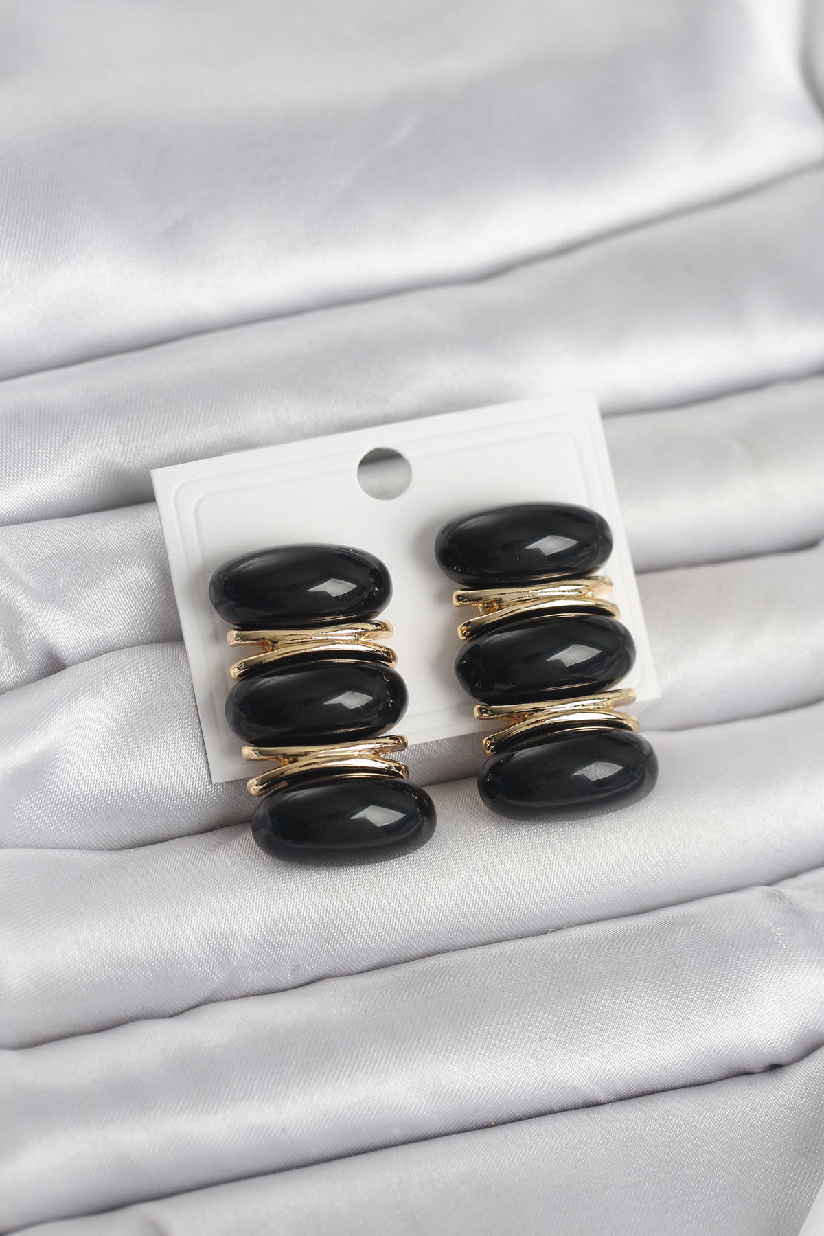 Siyah Vintage Model Gold Renk Kadın Küpe - Lisinya