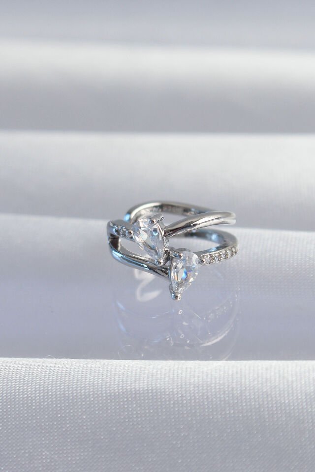 Pirinç Gümüş Renk Zirkon Taşlı Damla Earcuff Küpe - Lisinya