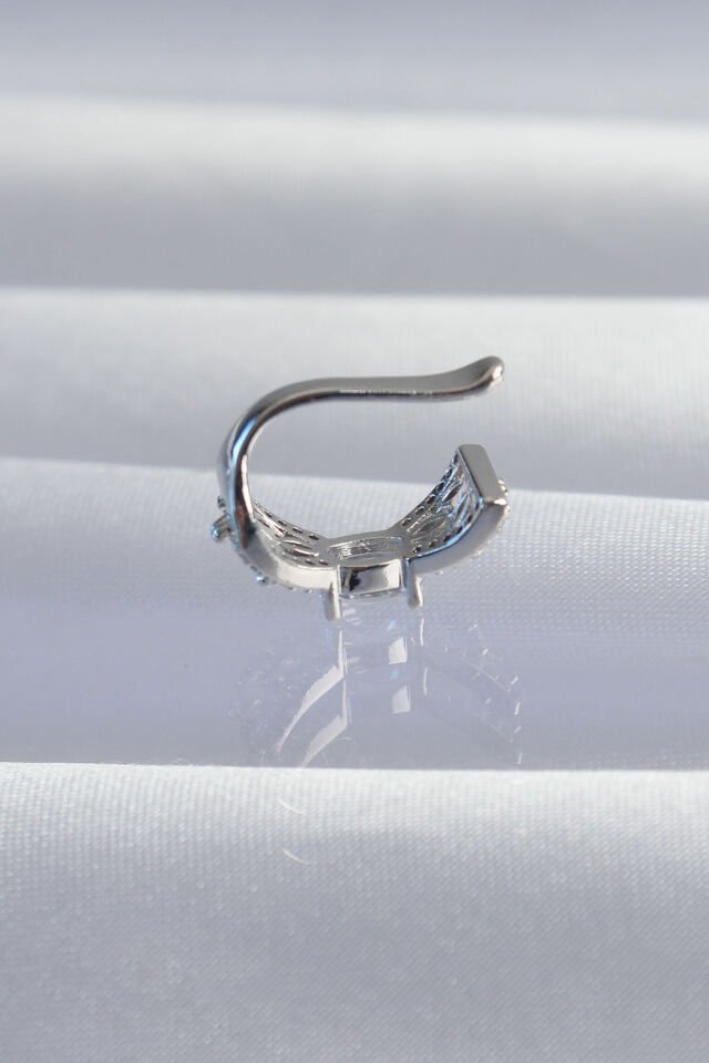 Pirinç Gümüş Renk Zirkon Taş Kaplama Earcuff Küpe - Lisinya