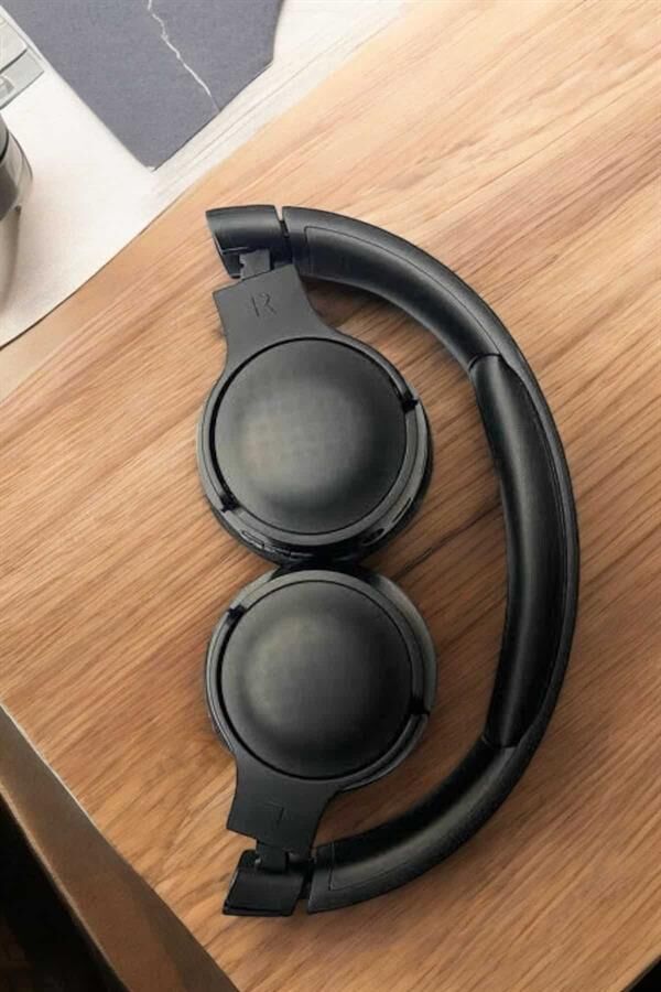 Kulak Üstü Kablosuz Bluetooth Kulaklık Gürültü Önleyici Ayarlanabilir - Lisinya