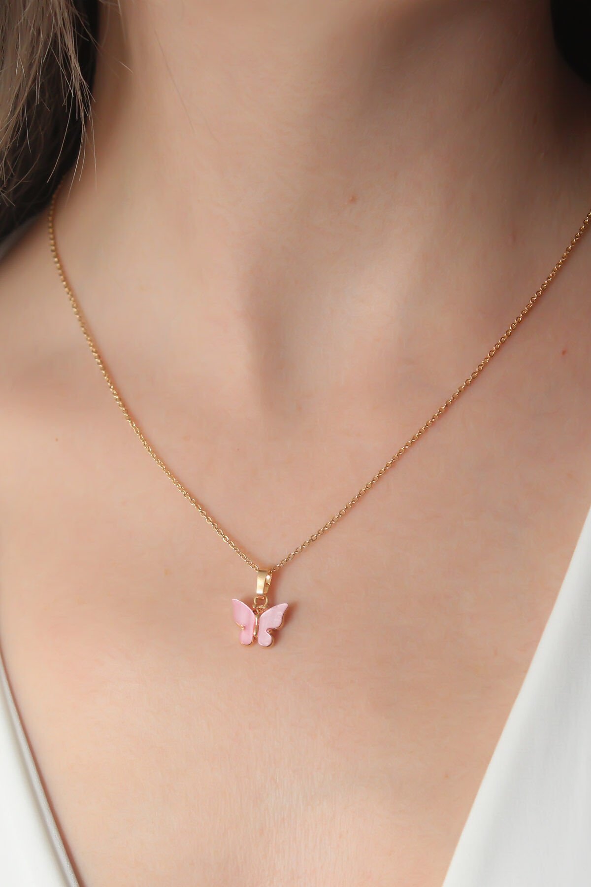 Gold Pembe Renk Kelebek Figür Kadın Kolye - Lisinya