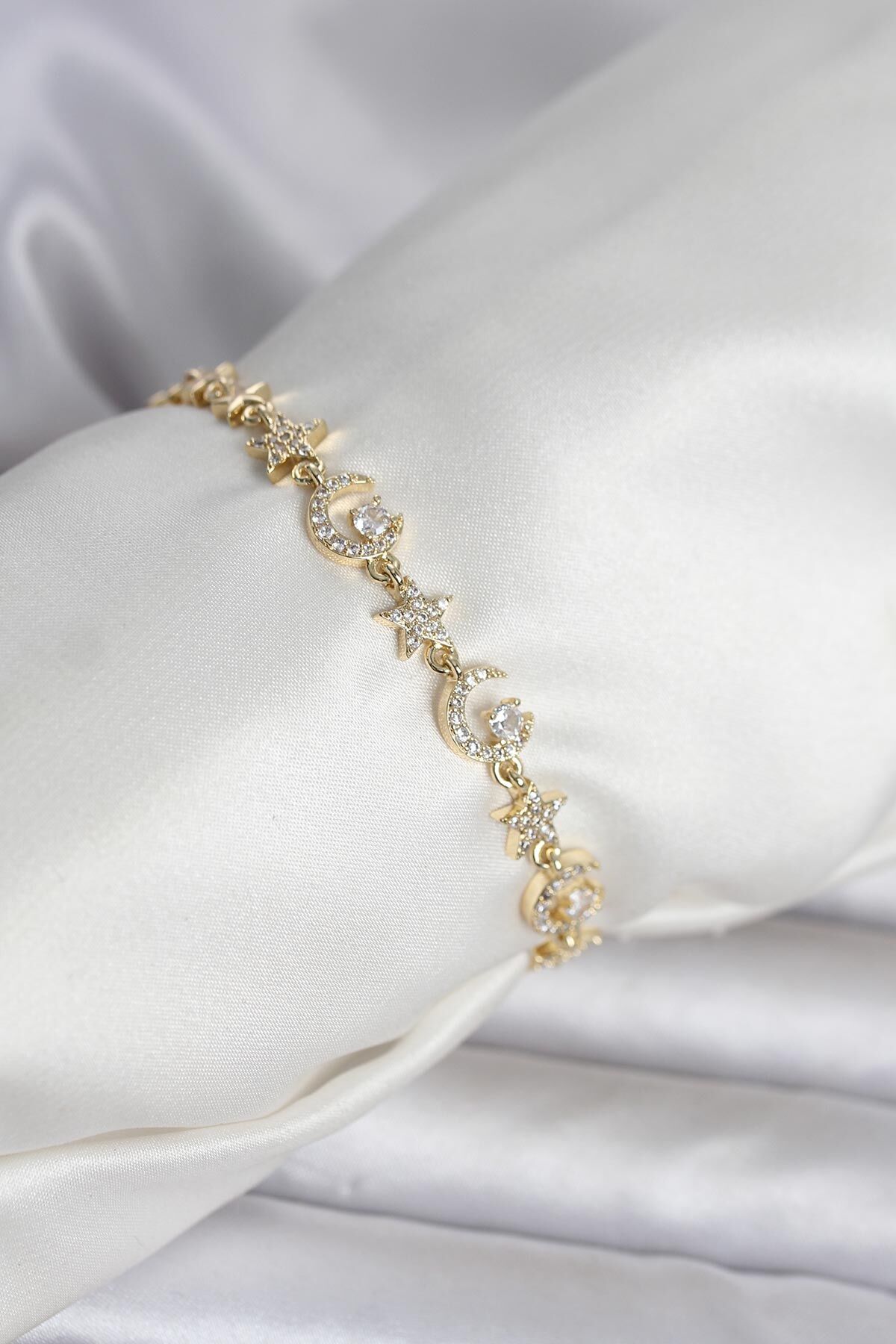 Pirinç Gold Renk Zirkon Taşlı Ay ve Yıldız Model Kadın Bileklik - Lisinya