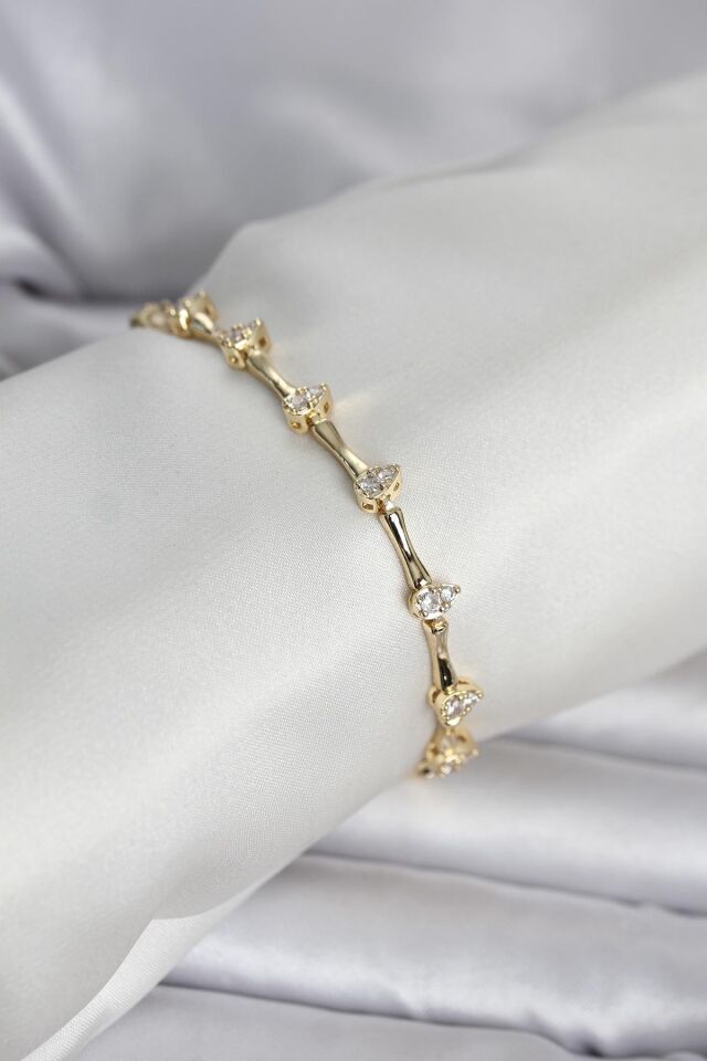 Pirinç Gold Renk Damla Model Zirkon Taşlı Kadın Bileklik - Lisinya