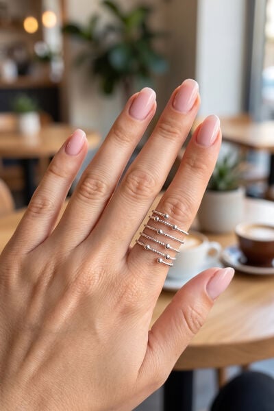 Pirinç Gümüş Renk Spiral Topçuklu Model Kadın Yüzük - Lisinya