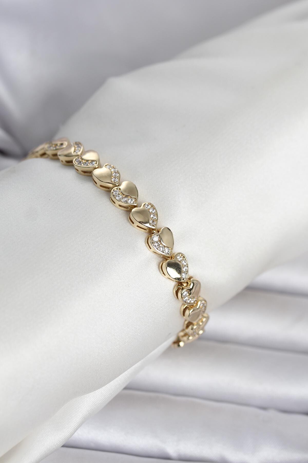 Xuping Kalp Model Gold Renk Kadın Bileklik - Lisinya
