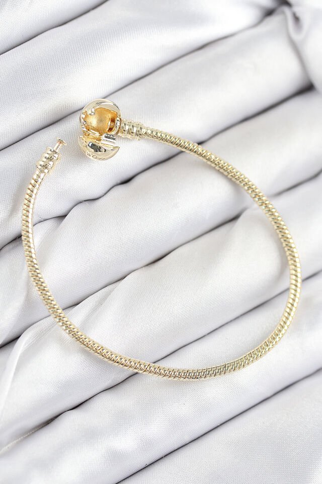 Pirinç Charm Topcuk Model Gold Renk Kadın Bileklik - Lisinya