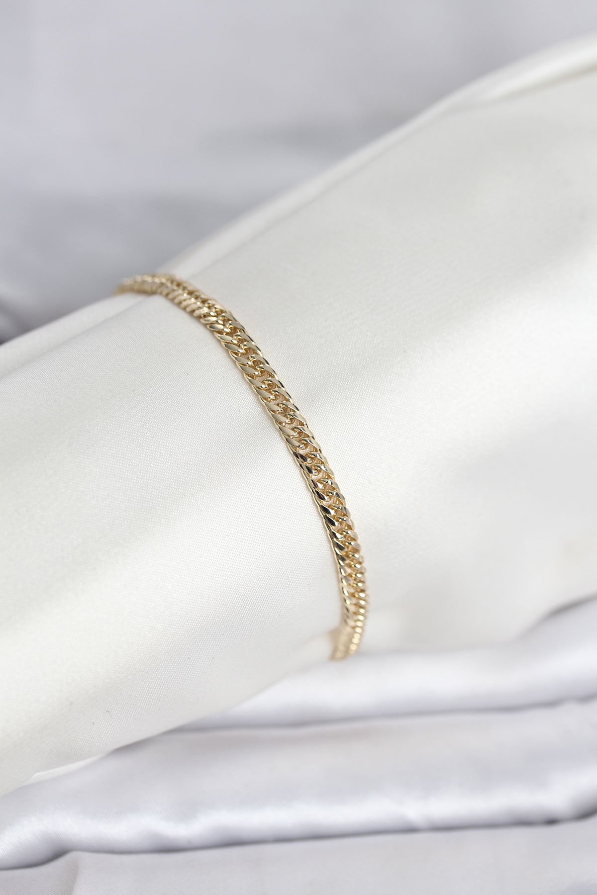 CM 14K Gold Renk Zincir Model Kadın Bileklik - Lisinya