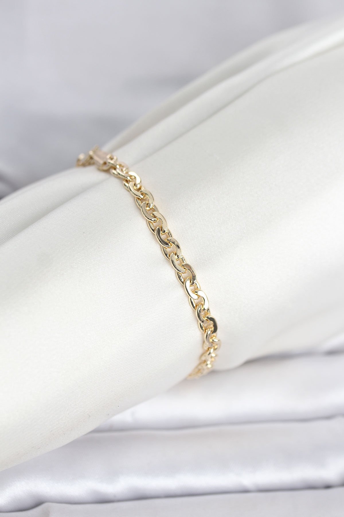CM 14K Gold Renk Zincir Model Kadın Bileklik - Lisinya