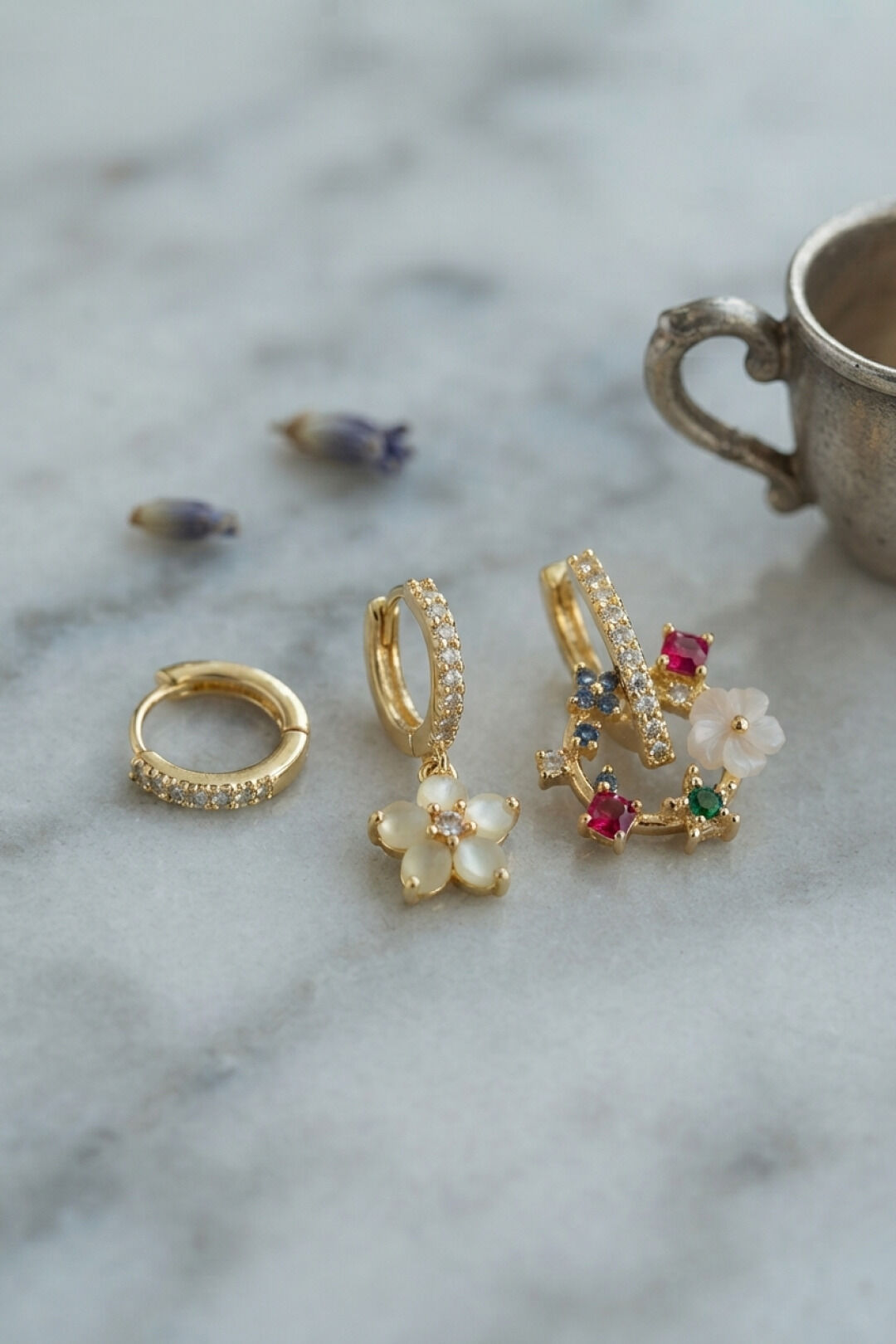 3 lü Set Gold Renk Çiçek Model Küpe - Lisinya