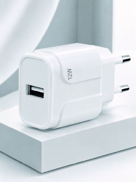 Pratik ve Kompakt Tasarımlı 12W USB Telefon Şarj Adaptörü - Lisinya