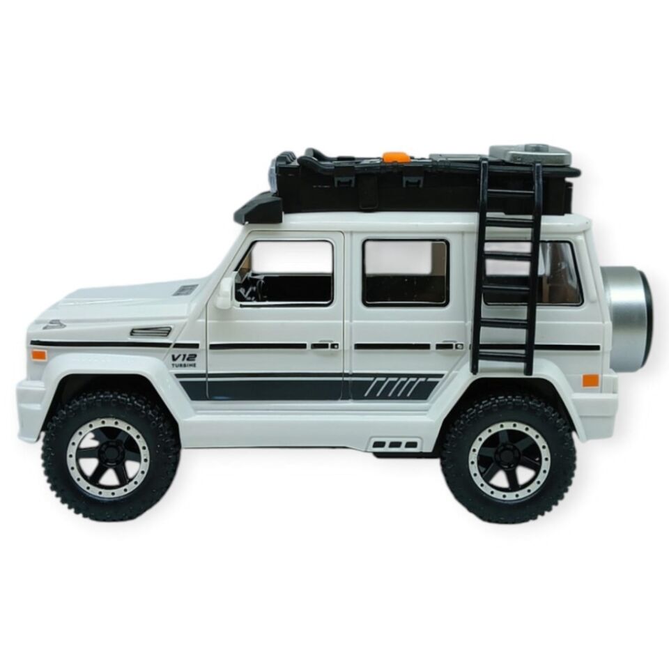 Sesli Işıklı Metal Off- Road Araba 16 cm - D700-04 - Beyaz (Lisinya)