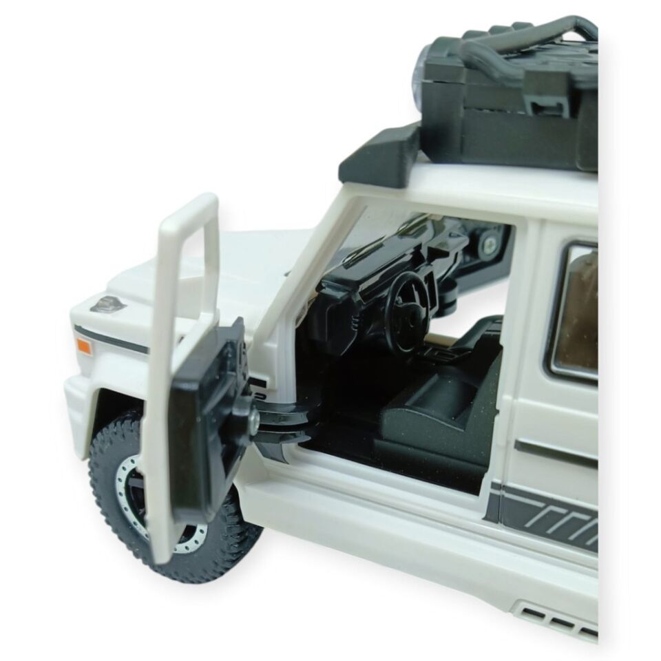 Sesli Işıklı Metal Off- Road Araba 16 cm - D700-04 - Beyaz (Lisinya)