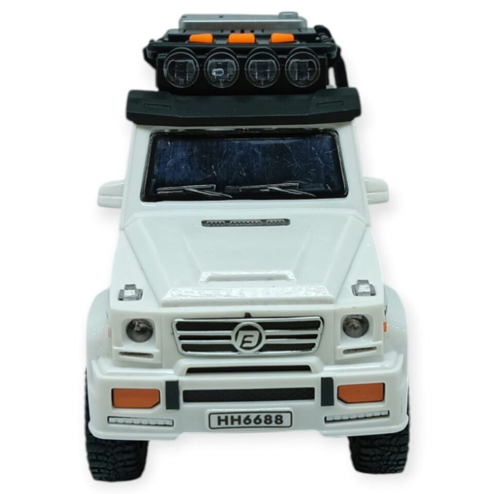 Sesli Işıklı Metal Off- Road Araba 16 cm - D700-04 - Beyaz (Lisinya)