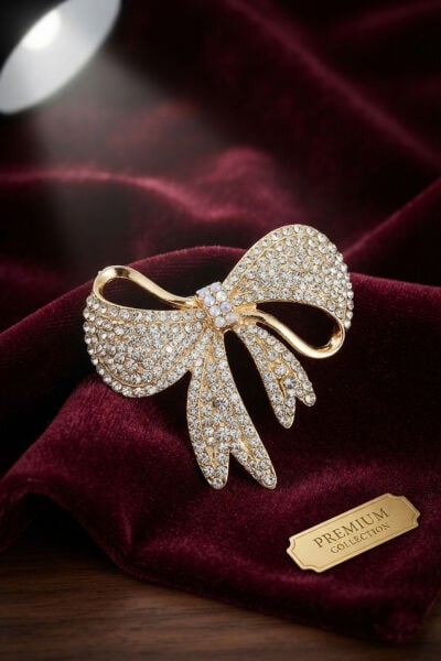 Gold Renk Zirkon Taşlı Fiyonk Model Broş - Lisinya