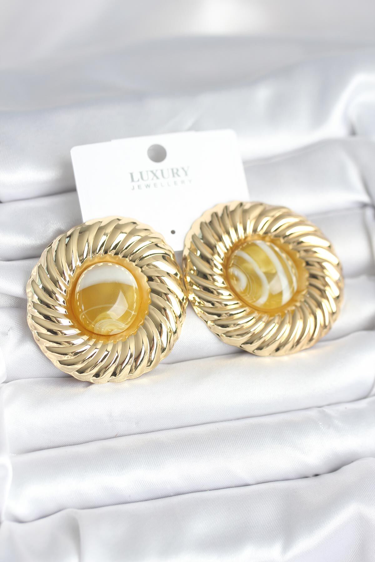 Pirinç Gold Renk Kehribar Boncuklu Vintage Kadın Küpe - Lisinya
